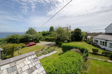 Character cottage close to the beach