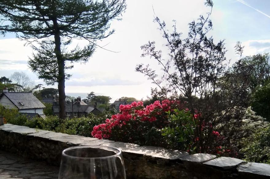 Stunning Grand Country House, Fabulous Sea Views in Llwyngwril Snowdonia (Eryri)