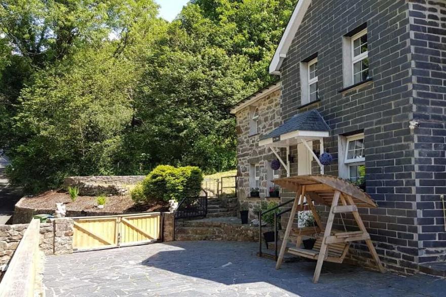 Stunning Self-Catering Property on the Edge of the Snowdonia National Park