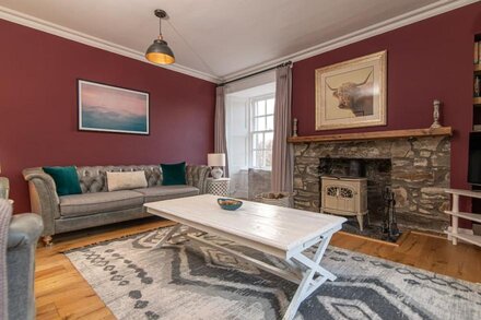 Tastefully upgraded traditional cottages, stunning location, walk to Aberfeldy