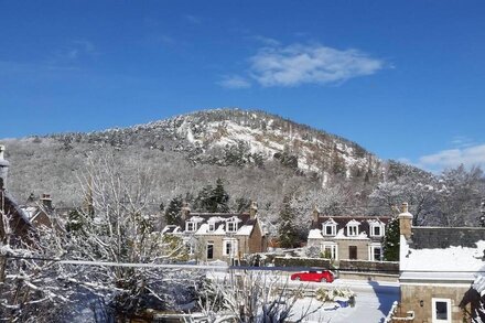 Lovely cosy cottage in the heart or the Royal Deeside, Cairngorms national park