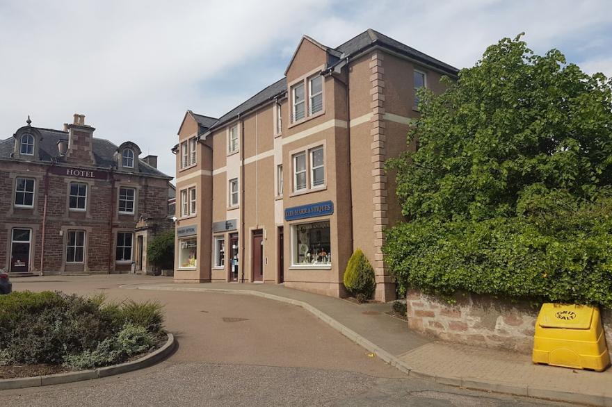 Modern 2 Bedroom/Ground Floor Flat In The Centre Of Beauly