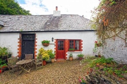 MONKLEIGH COACHMANS COTTAGE | 1 Bedroom | Bideford | Sleeps 2