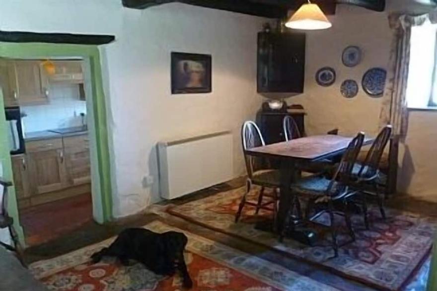 16th Century Grade II Listed Cottage in Heart of Dartmoor National Park