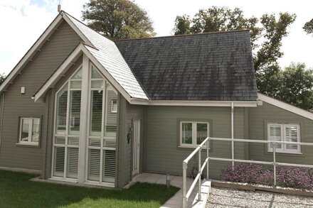 Trewhiddle Villa 13 -  a trewhiddle that sleeps 7 guests  in 4 bedrooms