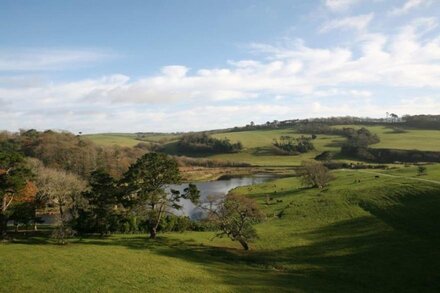 Spacious, self contained flat within this Historic Castle of Caerhays, within walking distance of th