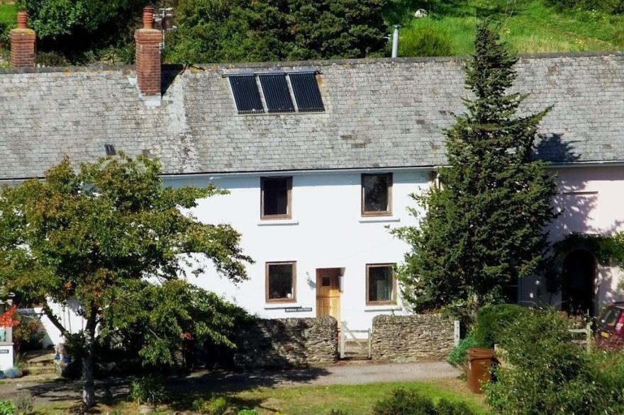 Tranquil cottage ideal for walkers