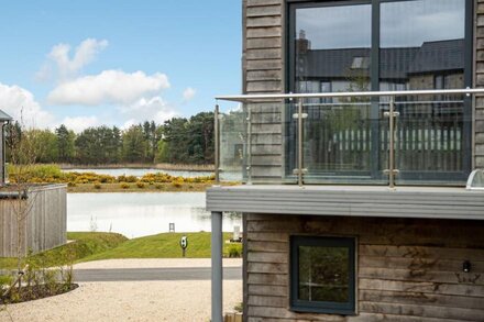 Lakeside property with access into Spa on a nature reserve