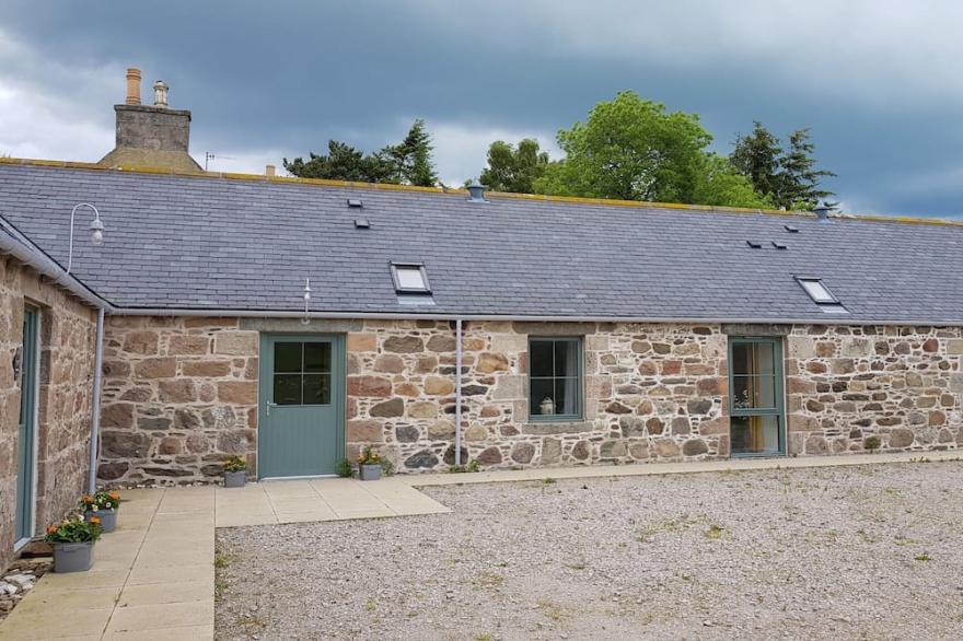 A Beautiful 3 Bedroom Accessible Steading Conversion  In Rural Aberdeenshire