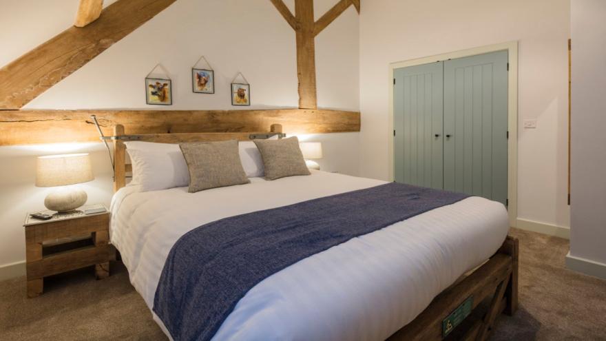 1 Morville Barn