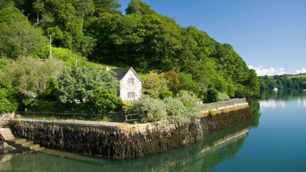 Trelissick Quay Cottage