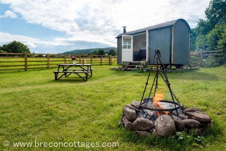 Cui Shepherds Hut