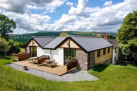 Skylark Lodge