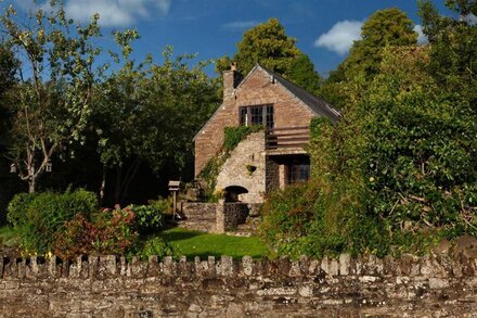 Cathedine Old Coach House