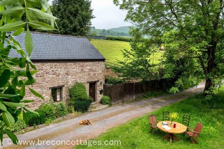 Little Hill Barn