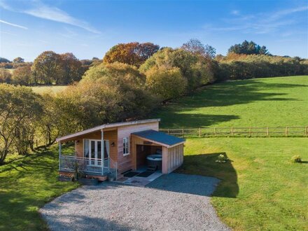 Tynant Lodge