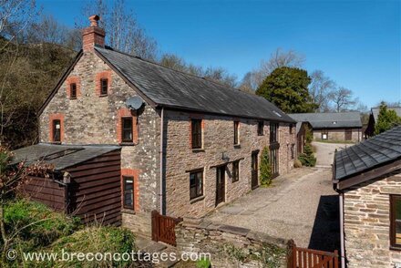 Cwm Mill