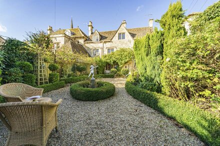 Painswick Cottage