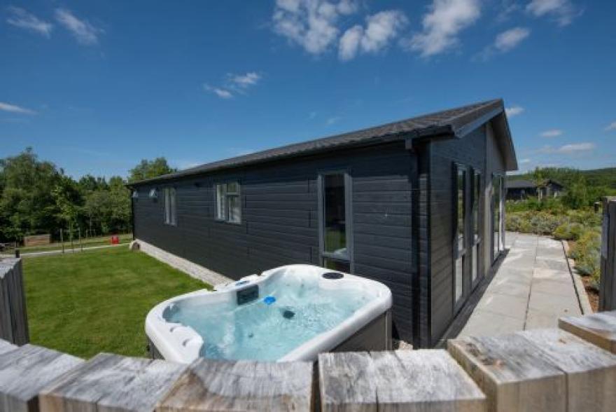 Clover Lodge, 32 Roadford Lake Lodges