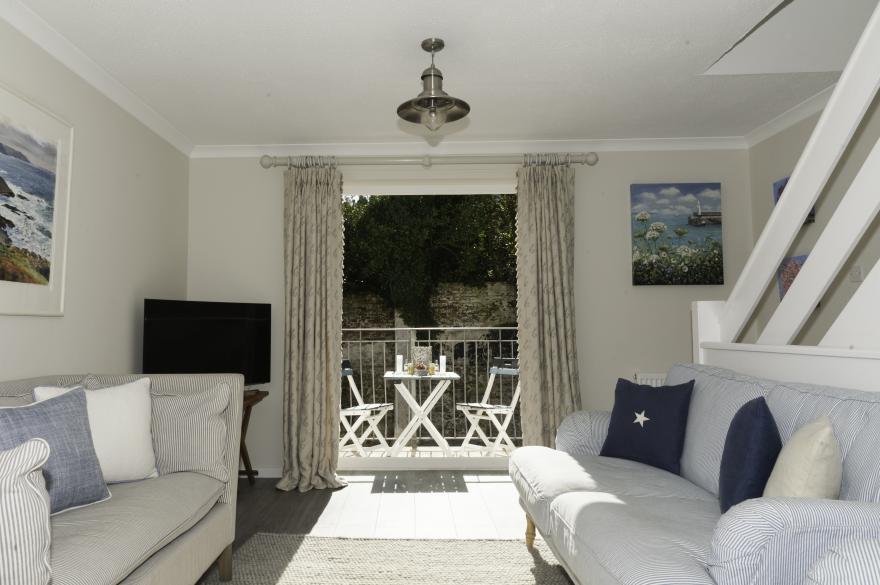 4 Kings Cottages, Salcombe