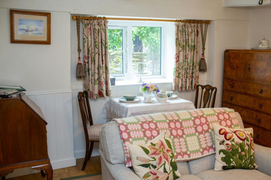 Blaenfforest Rose Cottage