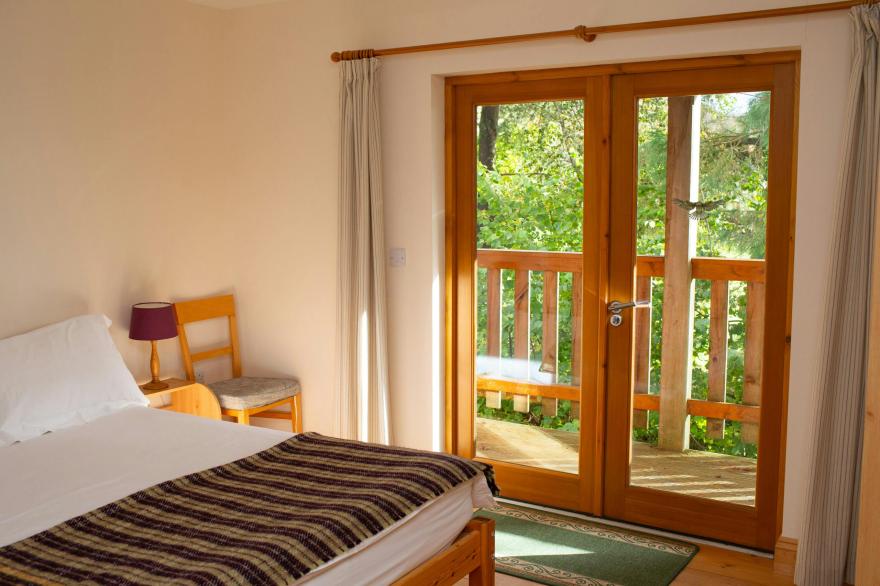 Owl's Roost Eco Lodge Apartment