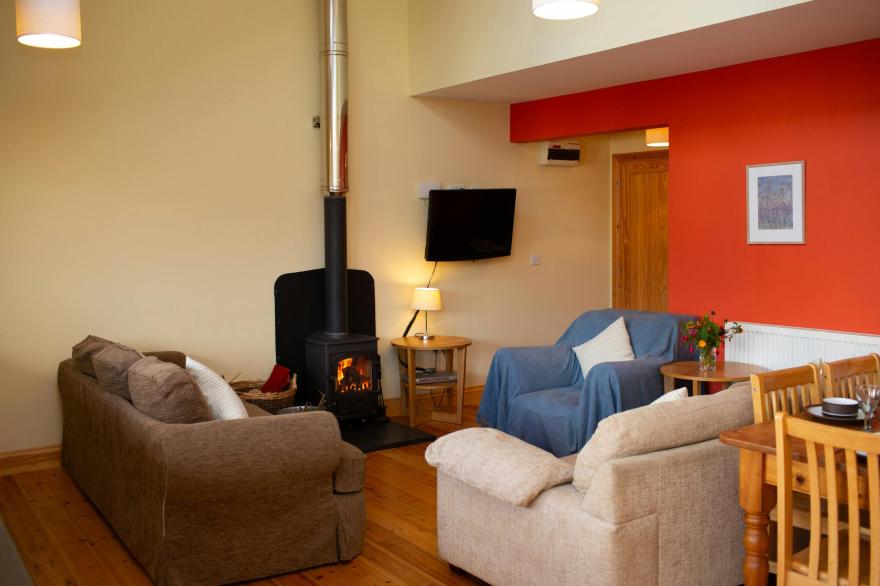Robin's Perch Eco Lodge Apartment
