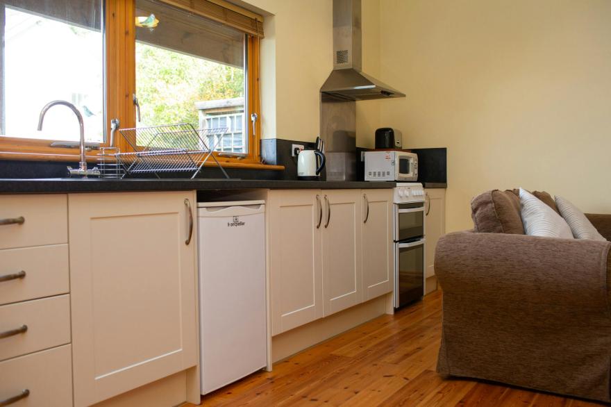 Robin's Perch Eco Lodge Apartment