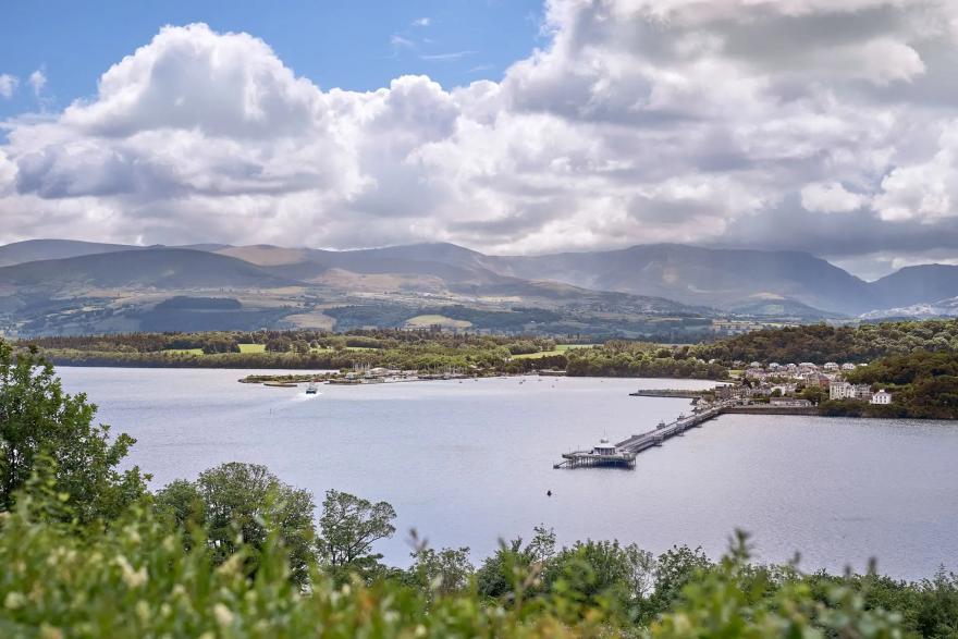 Menai View