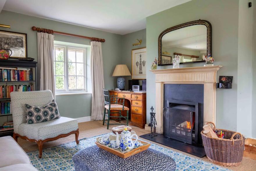 Byron Cottage