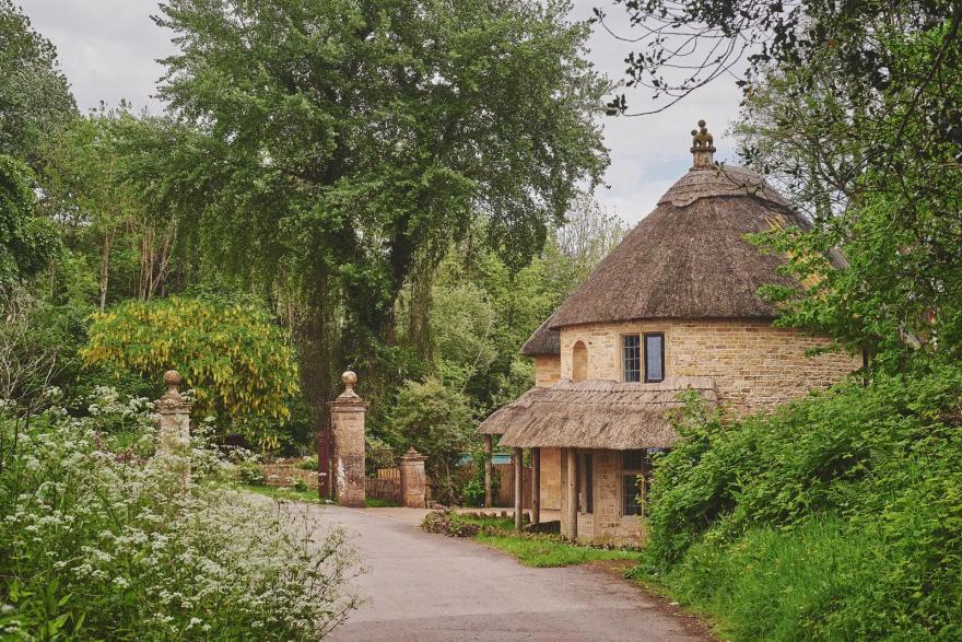 Woodland Round House