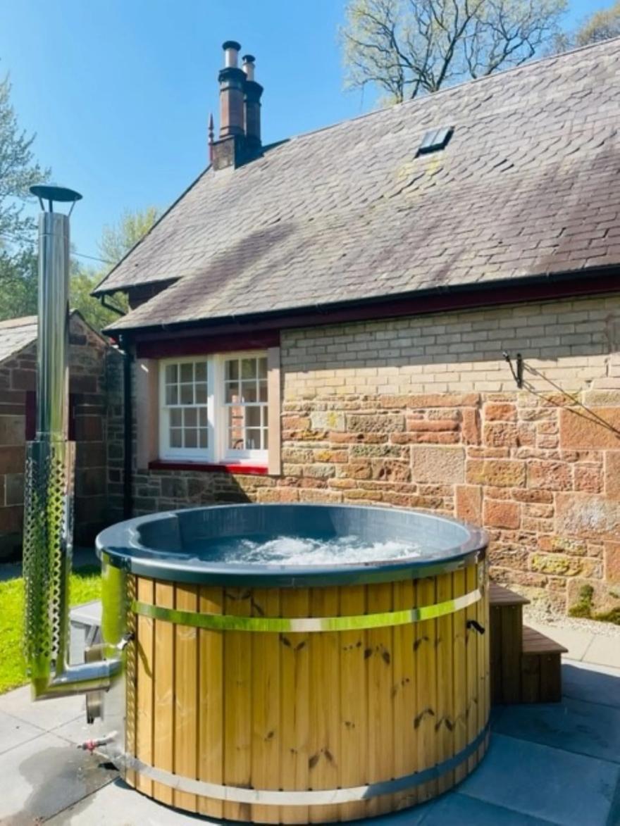 Middle Lodge