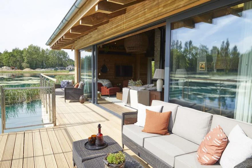 Lakeside Cabins