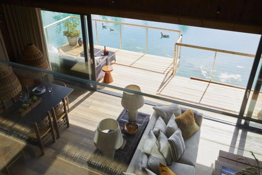 Lakeside Cabins