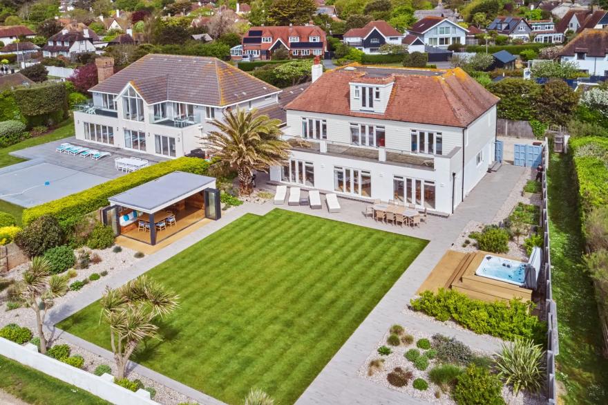 Beach Manor