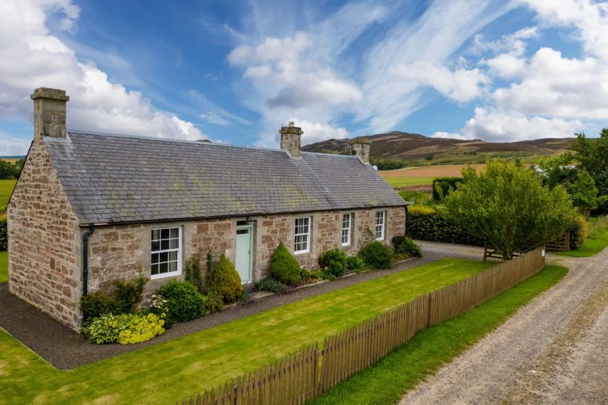 Hill View Cottage