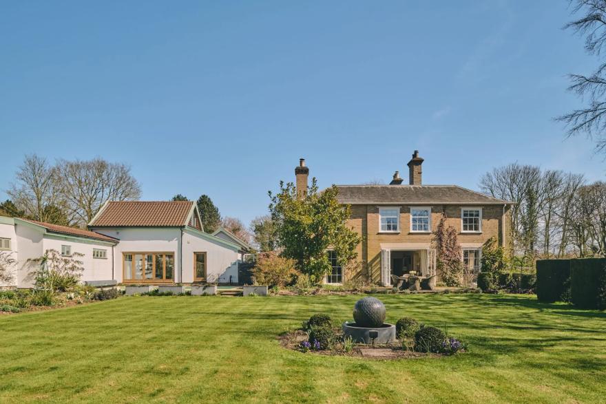 Hockham Grange