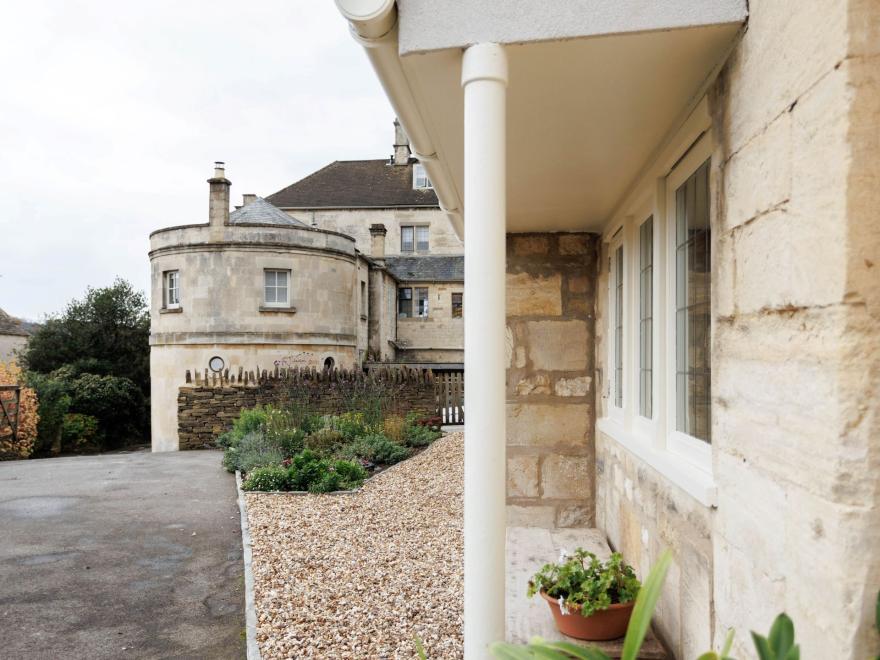 The Painswick Retreat