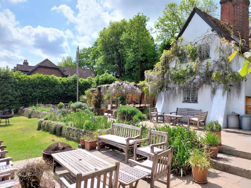 Hamble Riverside Cottage
