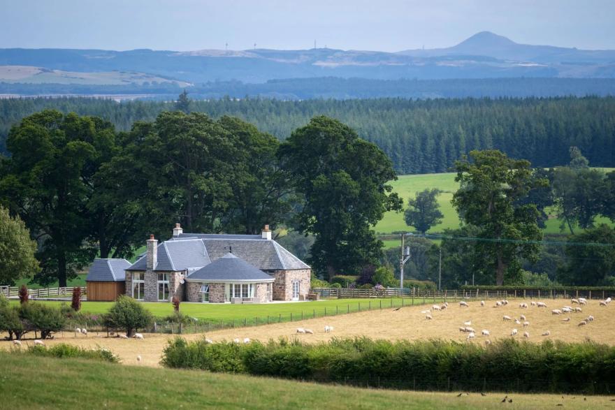 Rowanrigg Steading