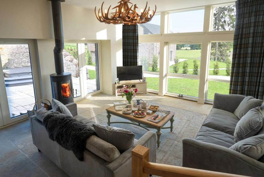 Braeview Steading